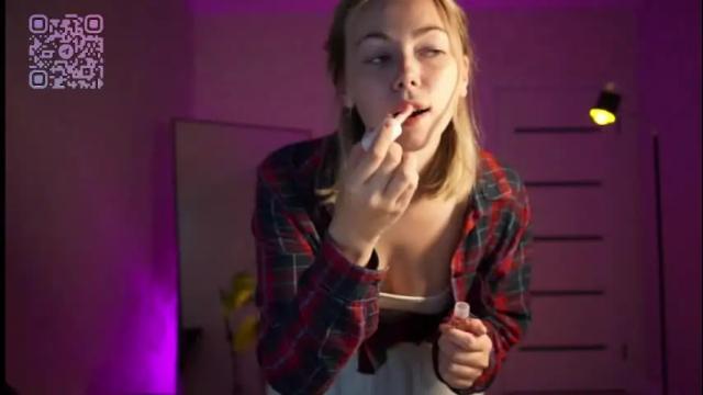 Image 8 of justbarbie Stream on Chaturbate on 27 days ago