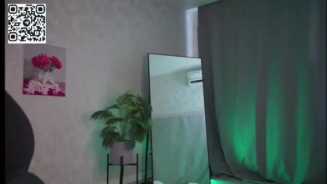 Image 2 of justbarbie Stream on Chaturbate on 14 days ago
