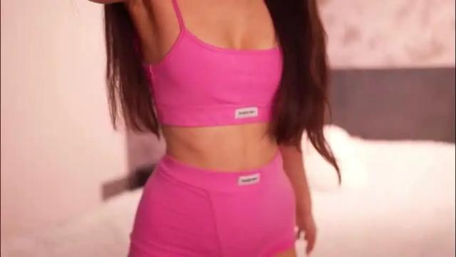 Image 11 of justbarbie_new_ Stream on Chaturbate on 2 months ago