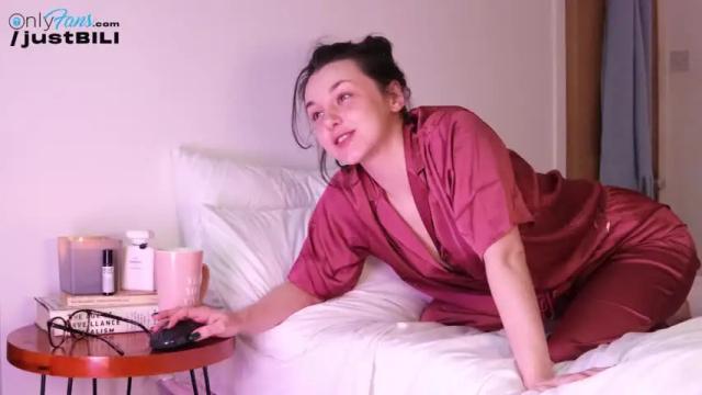 Image 2 of justbecauseiloveit Stream on Chaturbate on 16 months ago