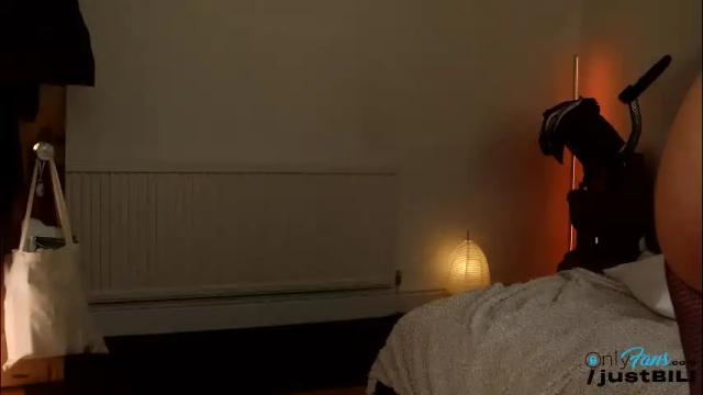 Image 2 of justbecauseiloveit Stream on Chaturbate on 1 month ago