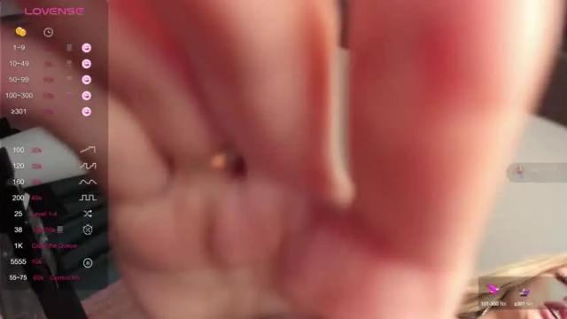 Image 6 of justchloex Stream on Chaturbate on 13 months ago