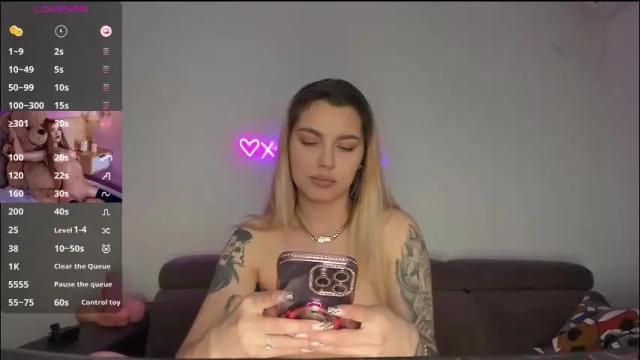 Image 3 of justchloex Stream on Chaturbate on 1 month ago