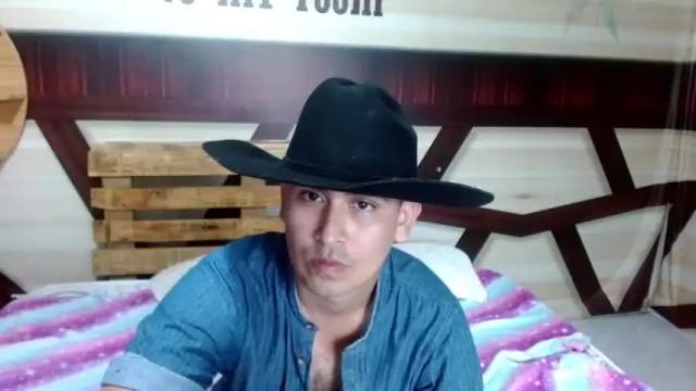 Image 10 of justin_hot36 Stream on Chaturbate on 18 months ago