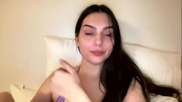 Image 3 of justjessiedirtygirl Stream on Chaturbate on 3 months ago