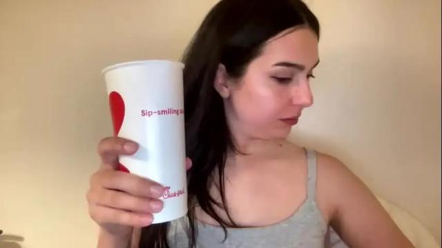Image 2 of justjessiedirtygirl Stream on Chaturbate on 2 months ago