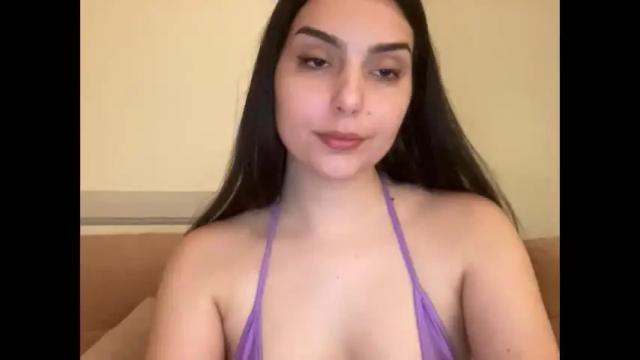 Image 3 of justjessiedirtygirl Stream on Chaturbate on 2 months ago