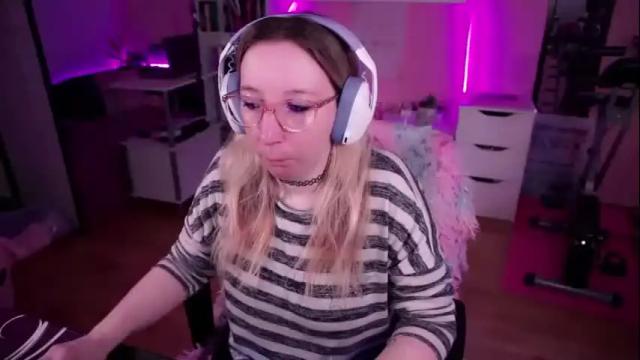 Image 3 of justkerryx Stream on Chaturbate on 1 month ago