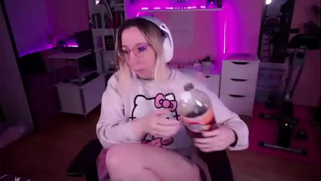 Image 11 of justkerryx Stream on Chaturbate on 1 month ago
