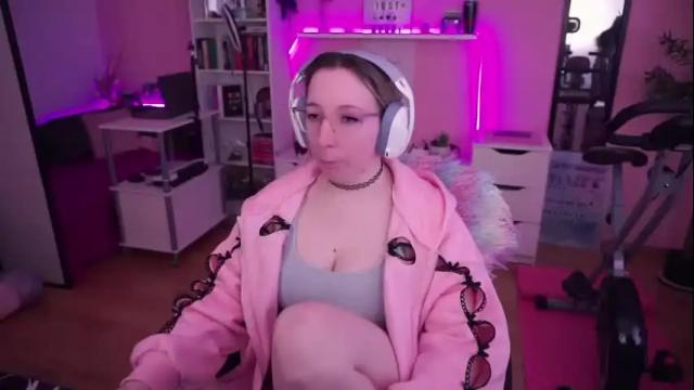 Image 12 of justkerryx Stream on Chaturbate on 1 month ago