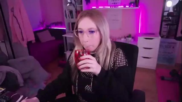 Image 12 of justkerryx Stream on Chaturbate on 1 month ago