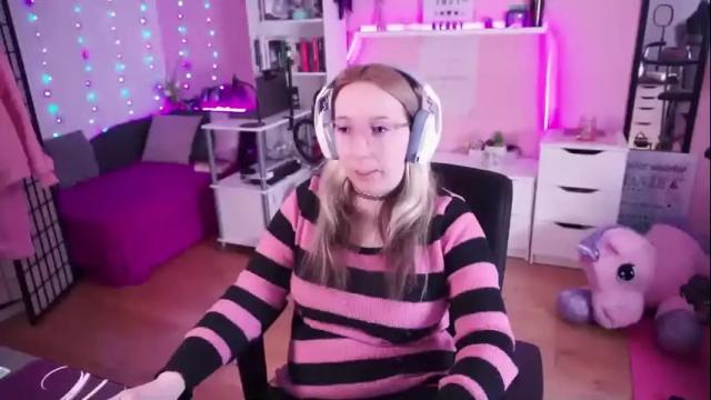 Image 2 of justkerryx Stream on Chaturbate on 25 days ago