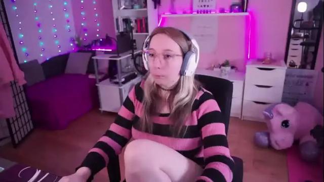 Image 4 of justkerryx Stream on Chaturbate on 25 days ago