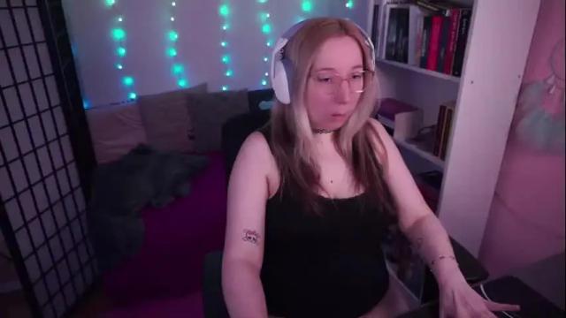 Image 3 of justkerryx Stream on Chaturbate on 6 days ago