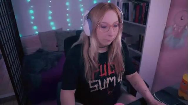 Image 10 of justkerryx Stream on Chaturbate on 4 days ago