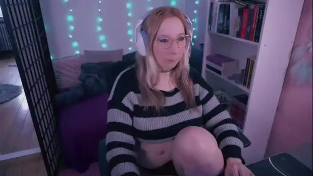 Image 4 of justkerryx Stream on Chaturbate on 3 days ago