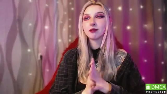 Image 4 of justmeowgirl Stream on Chaturbate on 1 month ago