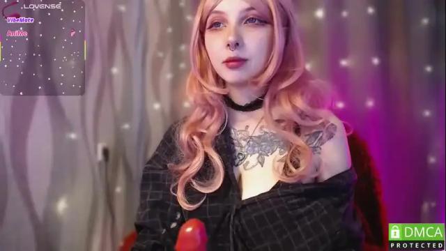 Image 3 of justmeowgirl Stream on Chaturbate on 1 month ago