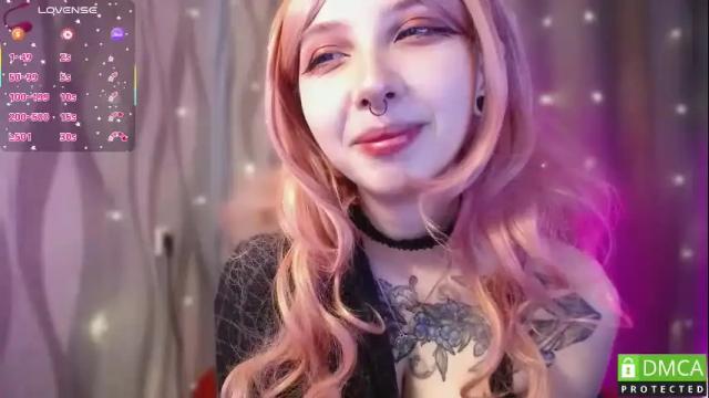 Image 4 of justmeowgirl Stream on Chaturbate on 1 month ago