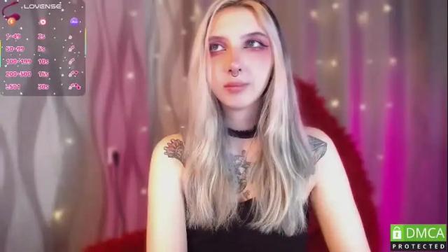 Image 7 of justmeowgirl Stream on Chaturbate on 1 month ago
