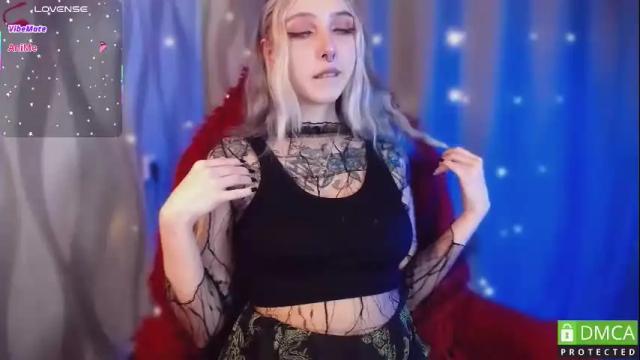 Image 2 of justmeowgirl Stream on Chaturbate on 1 month ago