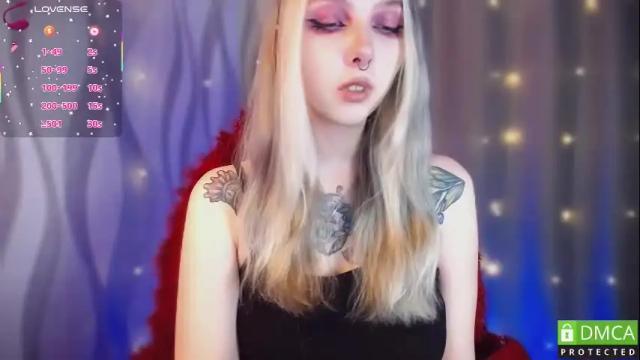 Image 7 of justmeowgirl Stream on Chaturbate on 20 days ago