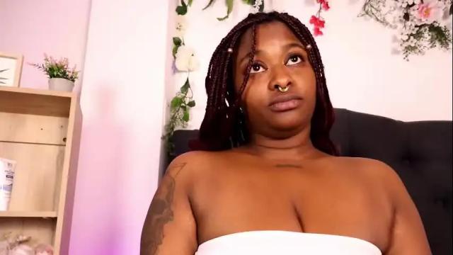 Image 7 of justnala_ Stream on Chaturbate on 2 months ago