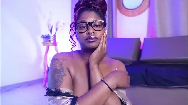 Image 4 of justnala_ Stream on Chaturbate on 2 months ago