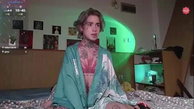Image 4 of juuzou_kit Stream on Chaturbate on 1 month ago