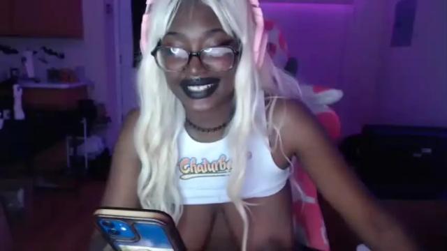 Image 11 of k1m08 Stream on Chaturbate on 18 months ago