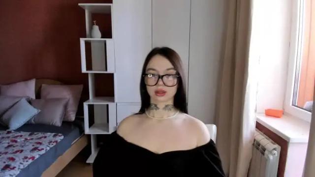 Image 10 of k1ttywake Stream on Chaturbate on 16 months ago
