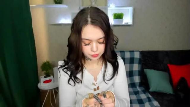 Image 10 of k1ttywake Stream on Chaturbate on 16 months ago