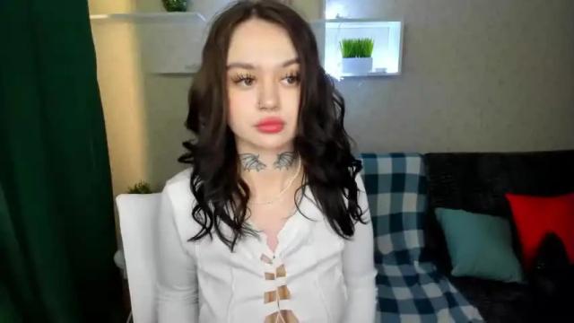 Image 8 of k1ttywake Stream on Chaturbate on 16 months ago