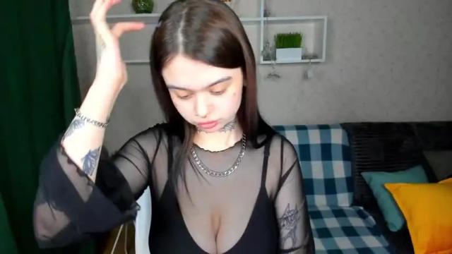 Image 12 of k1ttywake Stream on Chaturbate on 15 months ago
