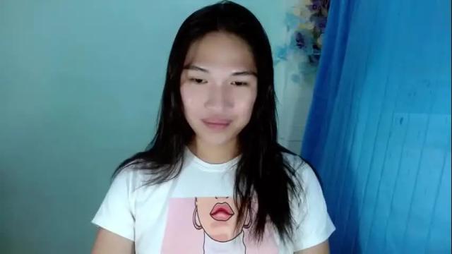 Image 2 of k_yanah Stream on Chaturbate on 17 months ago