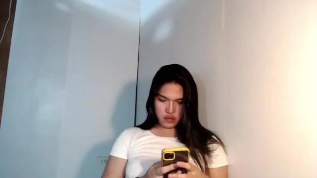 Image 11 of k_yanah Stream on Chaturbate on 16 months ago