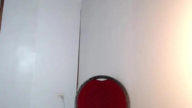 Image 3 of k_yanah Stream on Chaturbate on 16 months ago