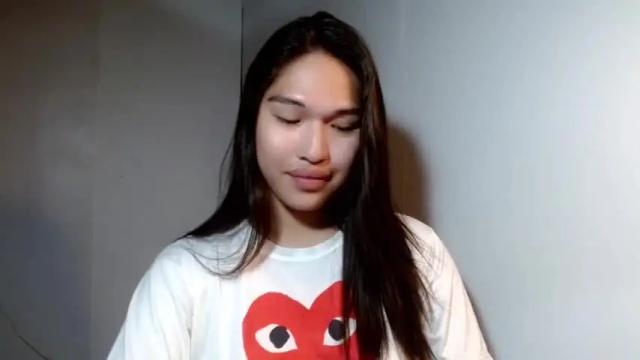 Image 2 of k_yanah Stream on Chaturbate on 14 months ago