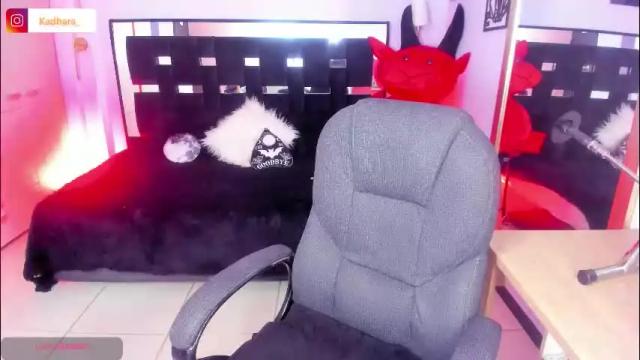 Image 3 of kadarah Stream on Chaturbate on 23 days ago