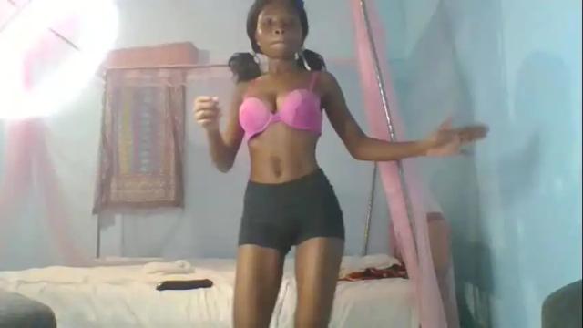 Image 4 of kadzo23 Stream on Chaturbate on 2 months ago