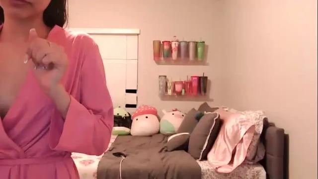 Image 11 of kaelagreen Stream on Chaturbate on 14 months ago
