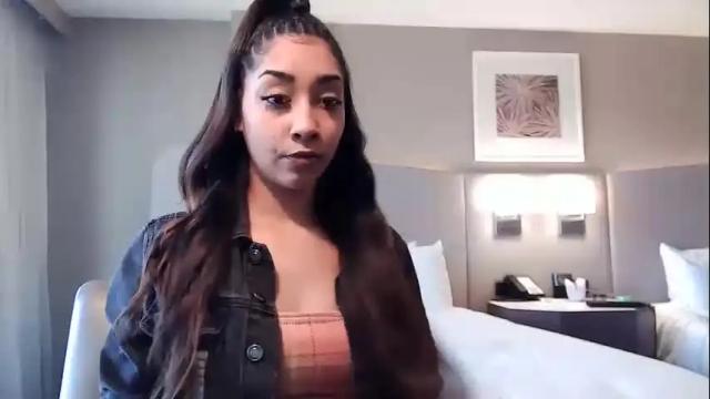 Image 11 of kaelagreen Stream on Chaturbate on 13 months ago
