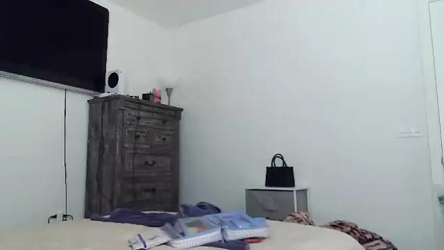 Image 10 of kaelagreen Stream on Chaturbate on 1 month ago