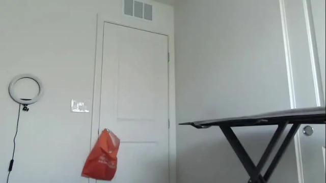 Image 3 of kaelagreen Stream on Chaturbate on 2 months ago