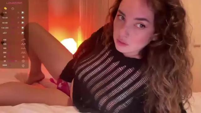 Image 10 of kagneylinncarter Stream on Chaturbate on 19 months ago
