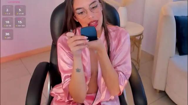 Image 6 of kaiaferreira Stream on Chaturbate on 2 months ago