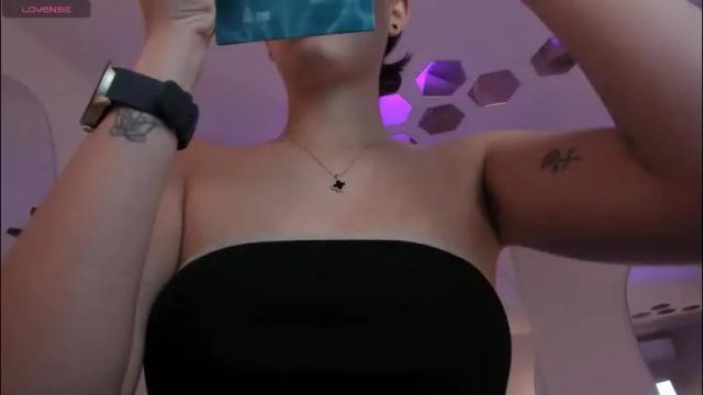 Image 3 of kaiaferreira Stream on Chaturbate on 1 month ago