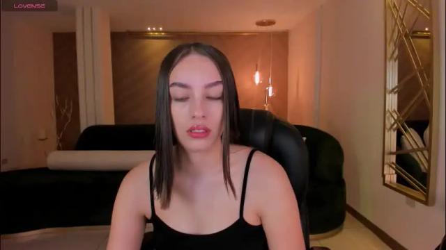 Image 3 of kaiaferreira Stream on Chaturbate on 10 days ago