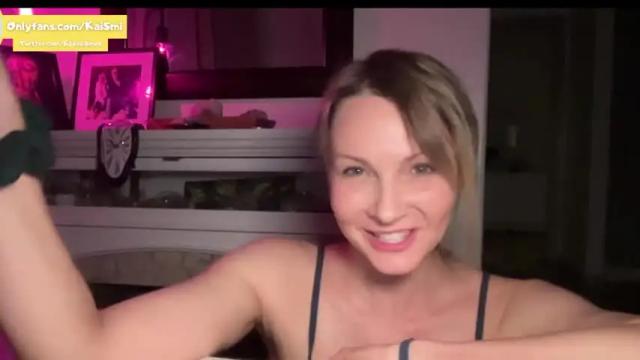 Image 7 of kaileeshy Stream on Chaturbate on 15 months ago