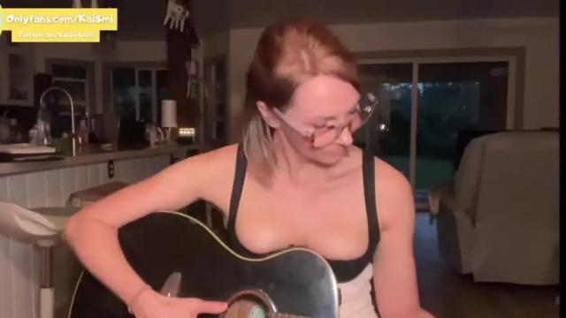 Image 6 of kaileeshy Stream on Chaturbate on 14 months ago